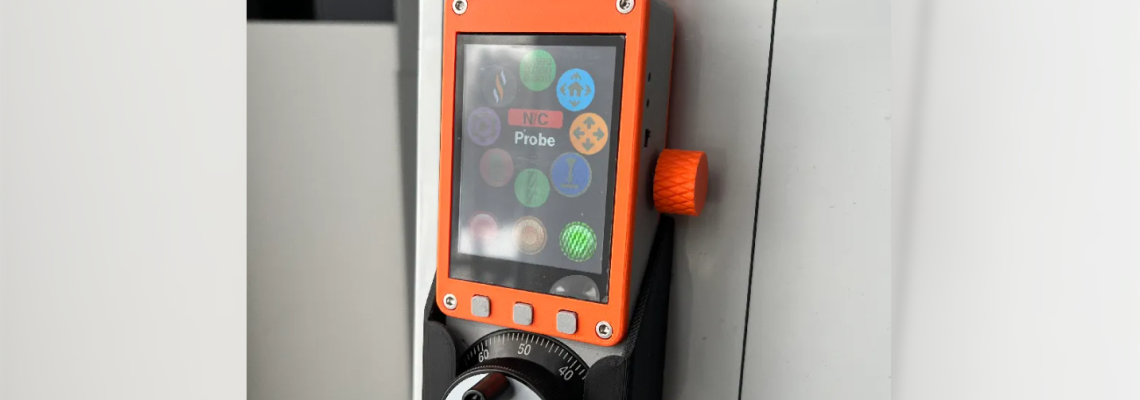 3d model a holder for the CNC Pedant v4